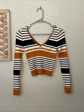 Kendall & Kylie Striped V-Neck Ribbed Sweater - Mustard/Black/White